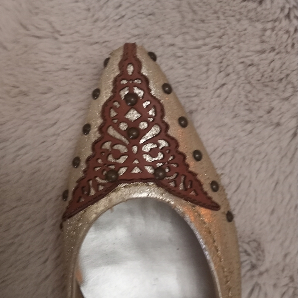 Salamander Silk Bohemian Casual Embroidered Copper Studded Pointed Toe Flats - Picture 2 of 5